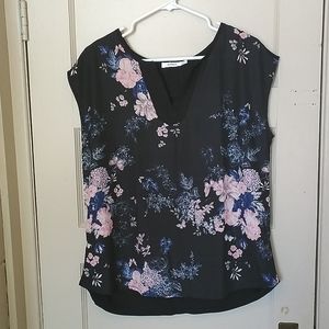 BNWT Ricki's Floral Size L Sleeveless Dressy Top